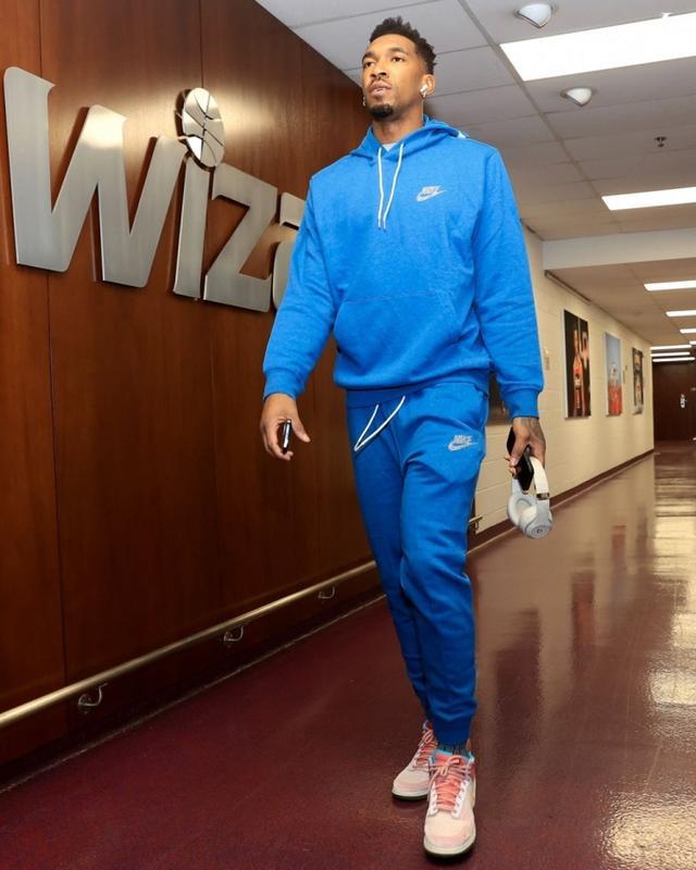 对投球而言 对投球而言